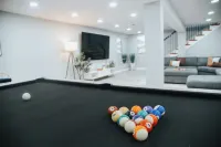 New! Family Retreat • Hot Tub & Fun country home!