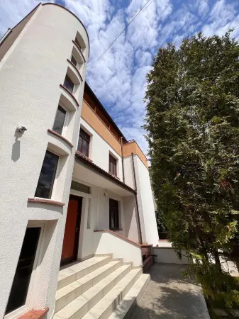 Serenity Apartments and Studios Отели в г. Ефоріє-Норд