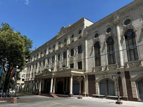 King Plaza Hotel