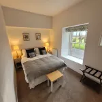 Loch Lomond Finnich Cottages