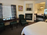 Alhatti Christian Resort Hotels in Idyllwild