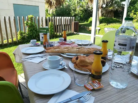 L' Escala Resort Отели рядом с достопримечательностью «Alfolí Museu de L'Escala»