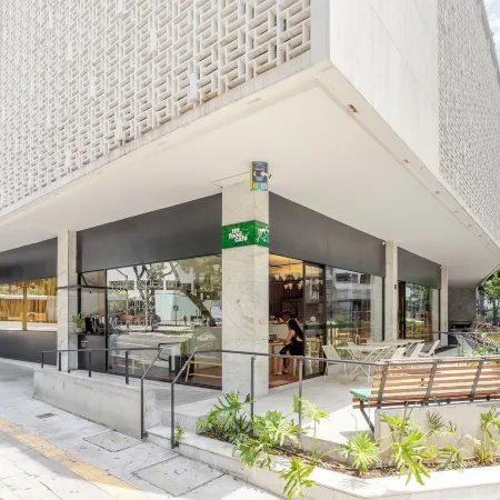 Tabas - Renata Edifício - Vila Buarque Отели рядом с достопримечательностью «Площадь Республики»