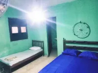 Aloha Phb Hostel Hotels in Луис-Коррея