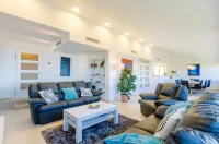 Villa Art Gallery Hotel a Opcina Zupa Dubrovacka