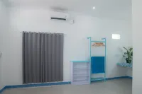 MAD Monkey Kuta Lombok - Hostels