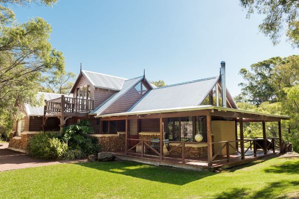 William Bay Cottages