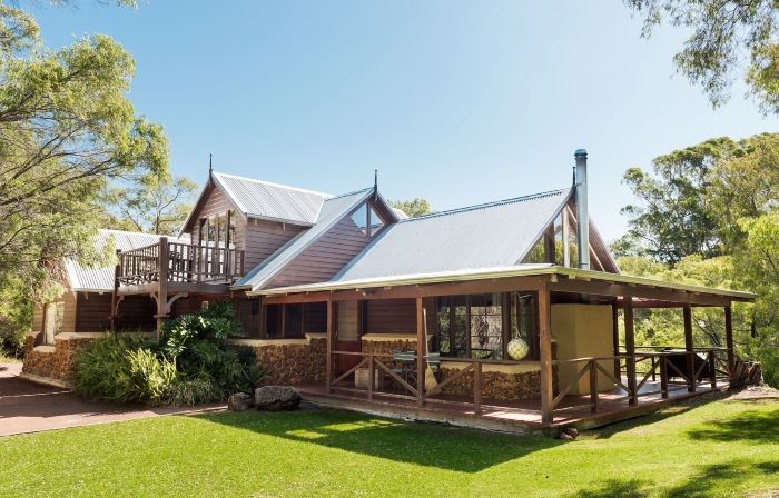 William Bay Cottages