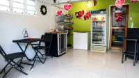 The Paradise Inn Hotels in Сінт-Маартен