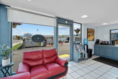 Holiday Lodge Отели в г. Веначи