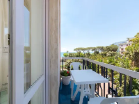 La Residenza Aparthotel Hotels in Maiori