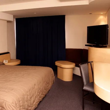 Porto Novo Hotel & Suites