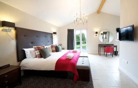 Apple Tree Lodges Отели в г. Stoke by Nayland