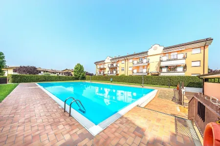 Le Primule F6 Con Piscina by Wonderful Italy