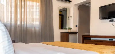 브리타니아 스위트  호텔