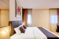 Townhouse Oak Batam near Grand Batam Mall formerly Lucky Star Hotel