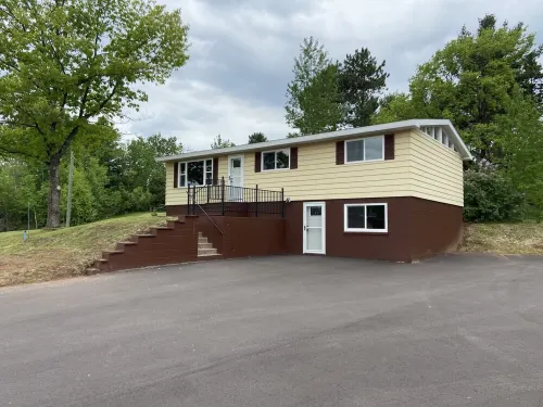 Lots of parking. <br>There is now Snowmobile trail access from rental