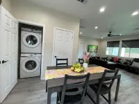 Charming 3-bedroom house Tropical theme delightful Garden Grove Hotels near The Map Sports Facility