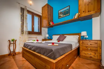 Villa Elena 2 Km from the Natural Reserve of Zingaro