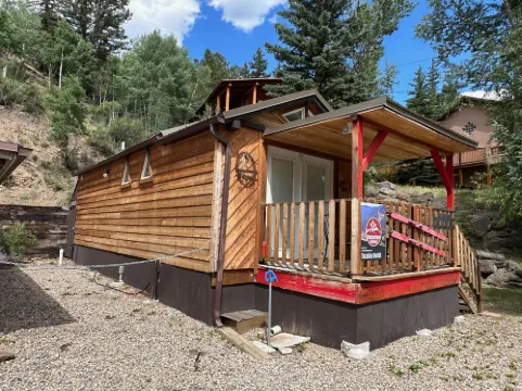 Charming Kitchen and Cozy Porch - Delightful Mountain Retreat