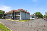 Private Porch and Full Kitchen Amenities - Inviting Spacious Oasis