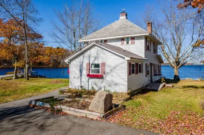 Private Dock and Two Beaches - Exquisite Lakefront Sanctuary Hotels near University of Maine