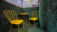 Charming Escape with Free Parking and Modern Amenities - Cozy Haven
