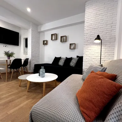 Allure Athens Urban Suites Отели рядом с достопримечательностью «Греко-американский союз»
