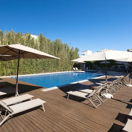 Aimia Hotel