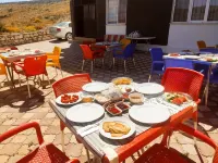 Beyaz Adalar Atlihan Apart Otel Hôtels à : Salda Koyu