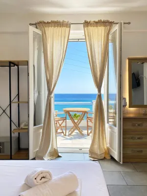 Agnadi Syros Beachfront Studios & Rooms Hotels in Vari