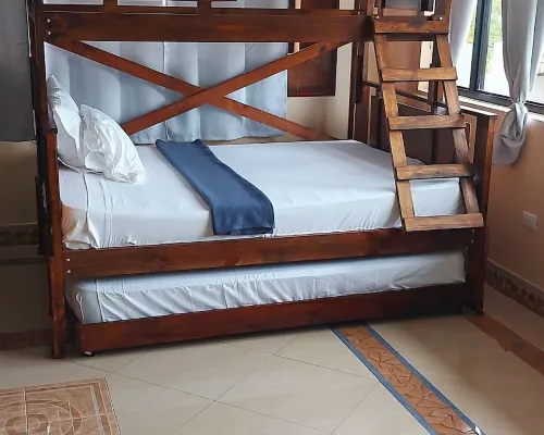 El Castillo Monte Campana Hotels in Tarcoles