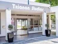 Trianon Studios - Apartments
