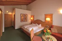 Aktivhotel Waldhof Hotels in Haiming