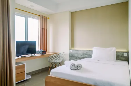 Cozy and Nice Studio at Apartment B Residence
