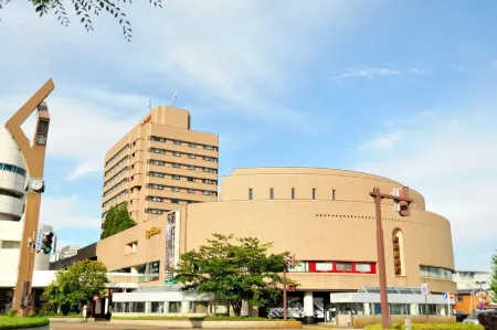 Hotel New Otani Nagaoka Отели в г. Мицукэ
