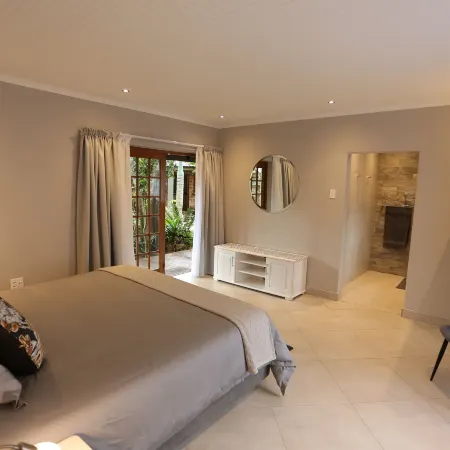 Rhino Coast Guesthouse