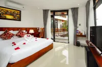 Threeway Riverside Villa Hotel a Thanh Hà