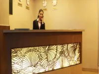 Sai Palace Grand, Malad Hotels in der Nähe von Strand Aksa
