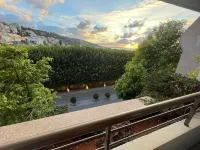 Loft in Siwar,2 Min from Hotel le Royal,Incl Motor