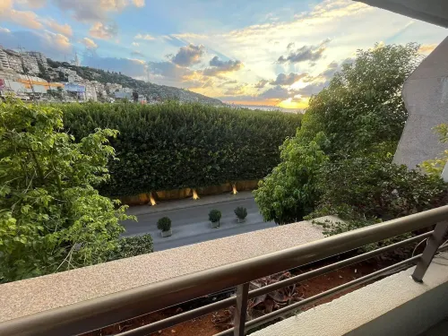 Loft in Siwar,2 Min from Hotel le Royal,Incl Motor