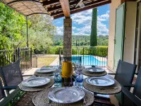 Le Clos des Oliviers Hotels in Carces
