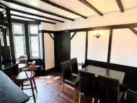 Sleeps 8 Thamefront Gem w Petsok Free Parking Hotel a Old Windsor