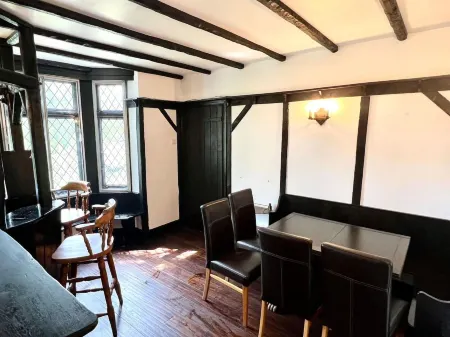 Sleeps 8 Thamefront Gem w Petsok Free Parking Отели в г. Олд Виндзор