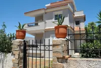 Angelina's Home Hotel a Saronikos