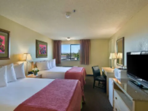 Oxnard Inn Lancaster Hotels in Lancaster