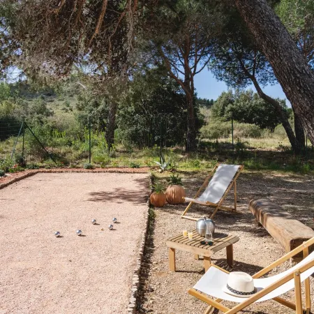 Les Volets Rouges - Hôtel Cassis - Situé Dans le Parc National des Calanques