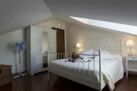 F公寓的阿爾普拉託別墅 Ancient port of Varenna附近的飯店