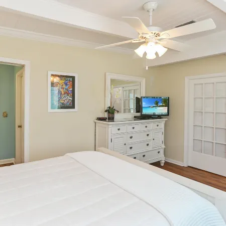 Cape Haus by Pristine Properties Vacation Rentals