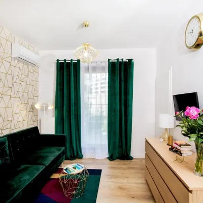 إرابارتمنتس برواري وارسزاوسكي Hotels near محطة مترو ملوسيني
